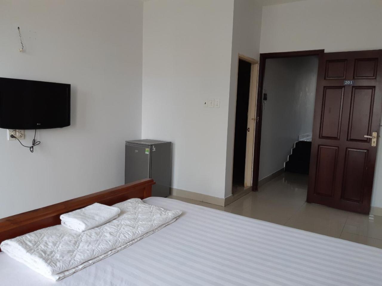 Hotel Tay Bac Ho Chi Minh-staden Exteriör bild
